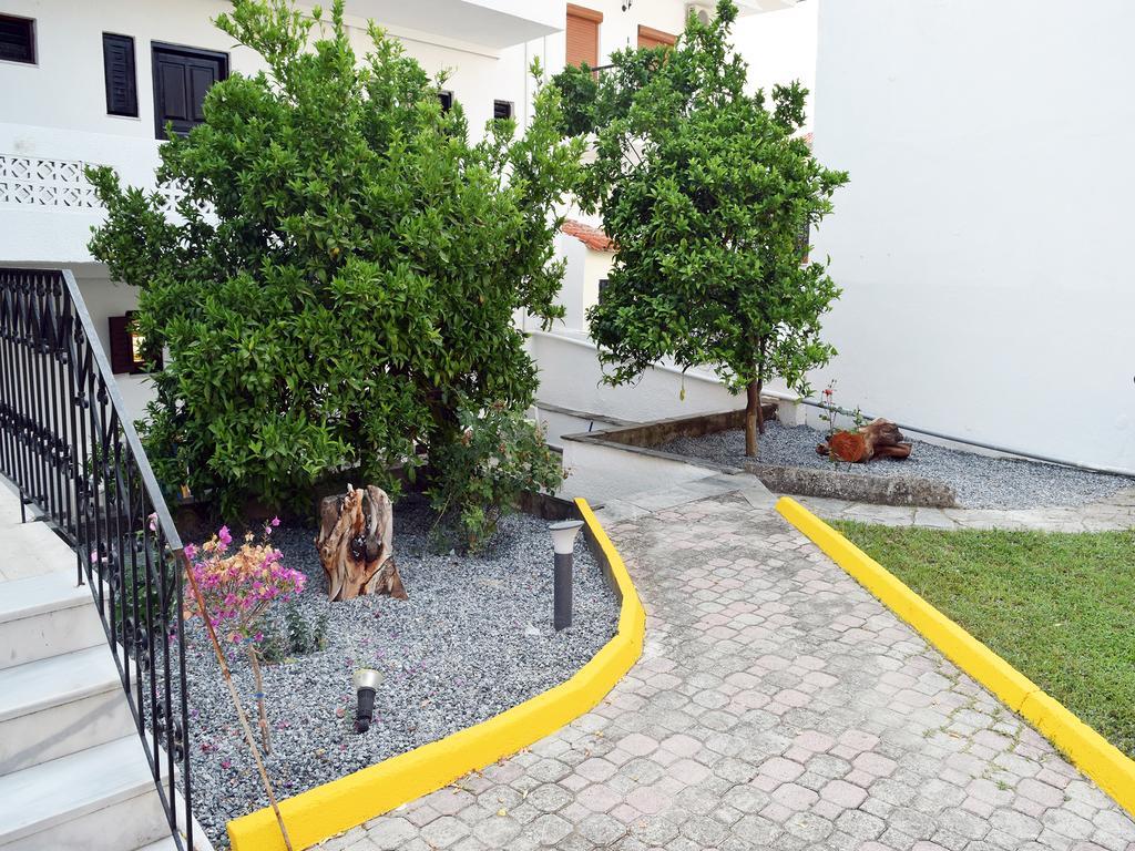 Afytos Lofts Apartment ภายนอก รูปภาพ
